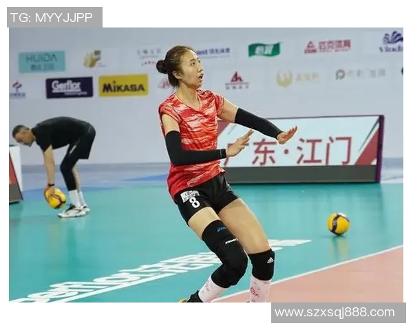 武汉排球队耐力争议引发热议球迷对训练方式和比赛表现的不同看法